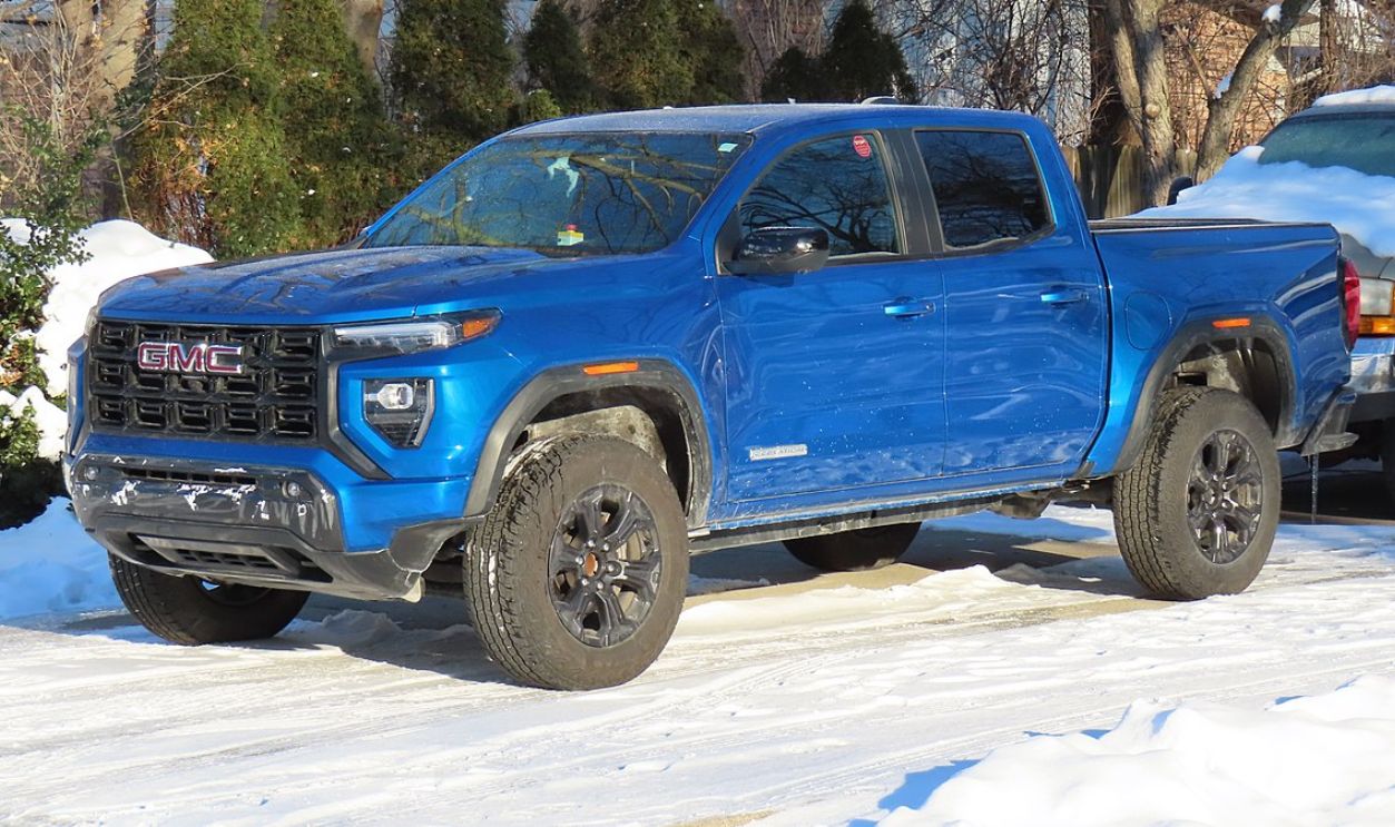 2023 GMC Canyon