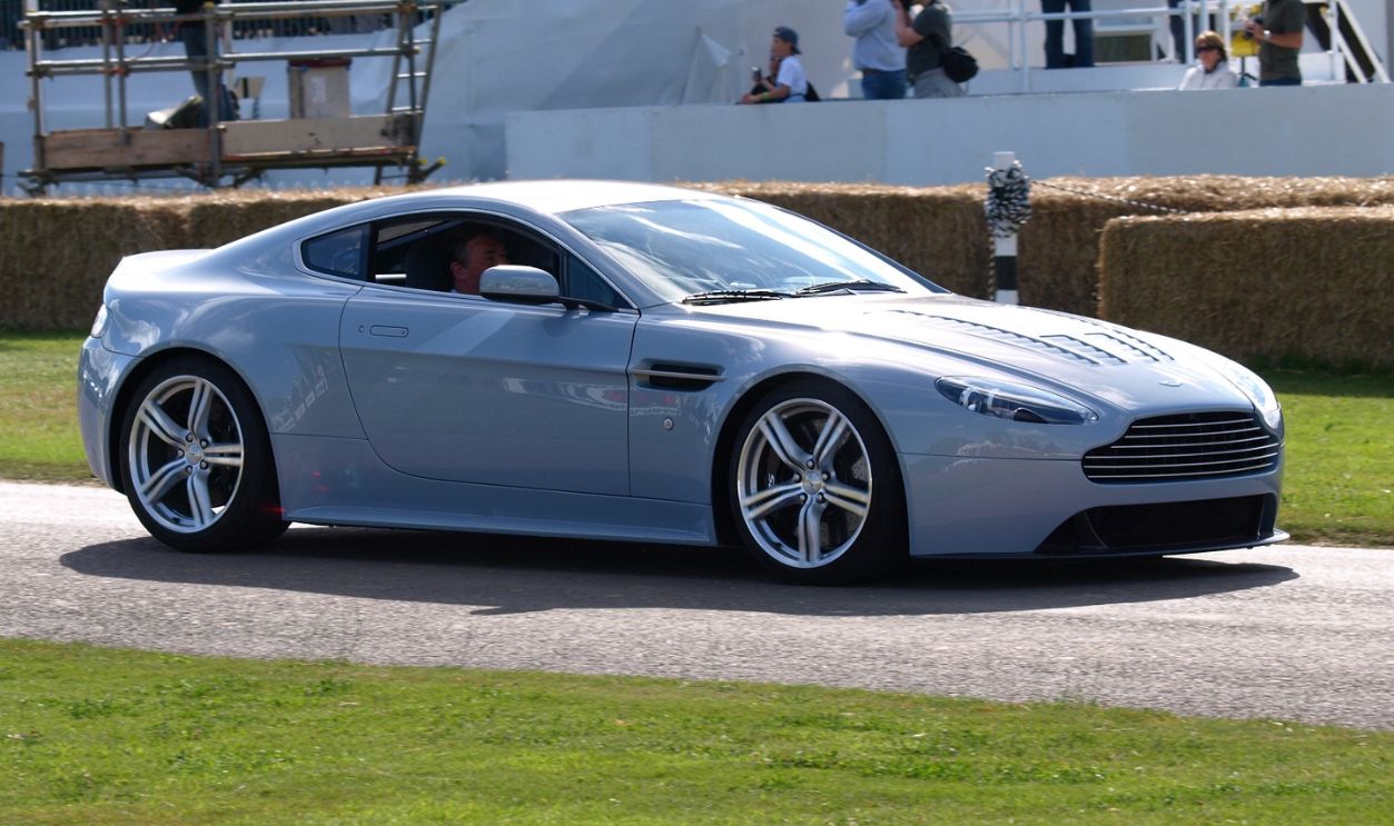 Aston Martin V8 Vantage