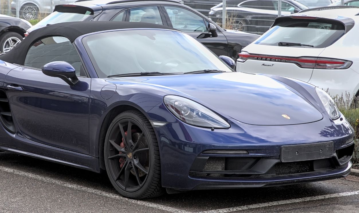 Porsche Boxster 