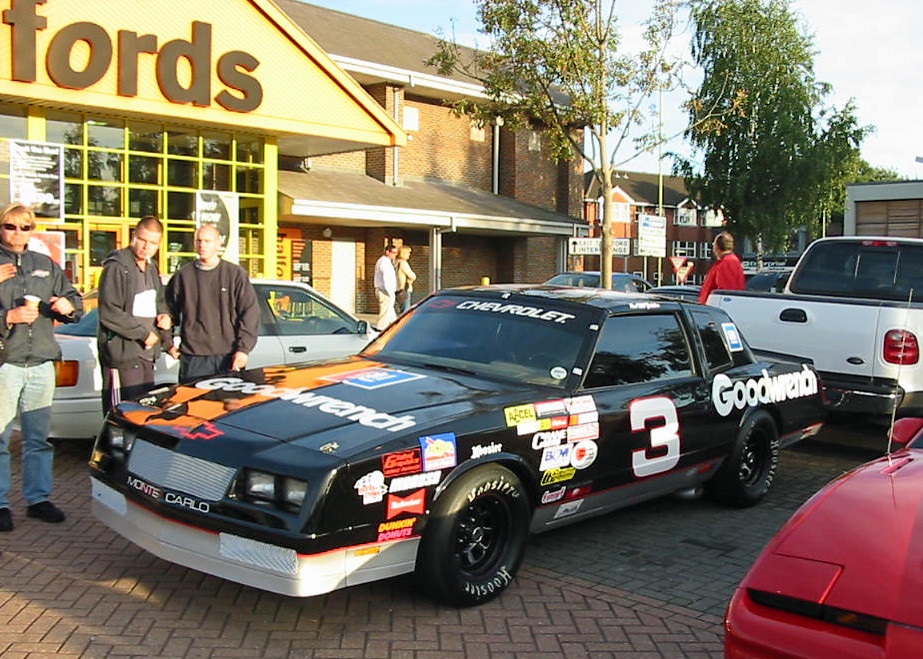 Nascar-style Chevy Monte Carlo at the Guildford Cruise
