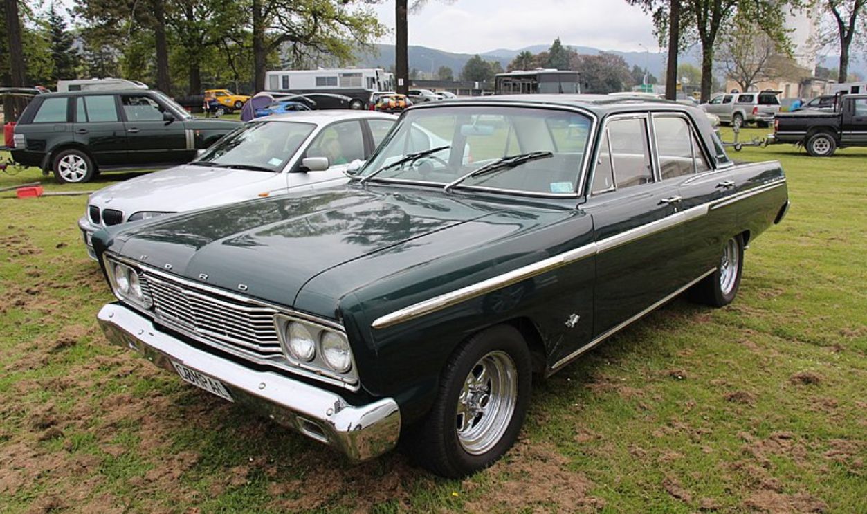 Ford Fairlane