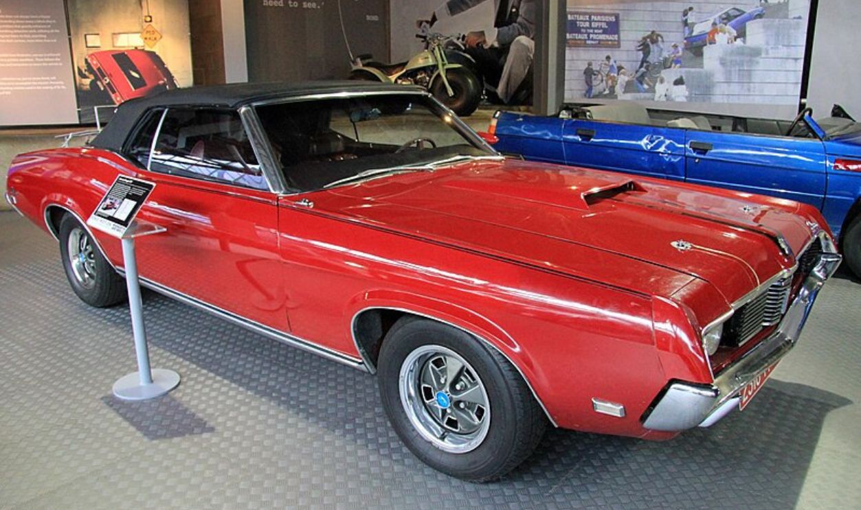 Mercury Cougar XR-7