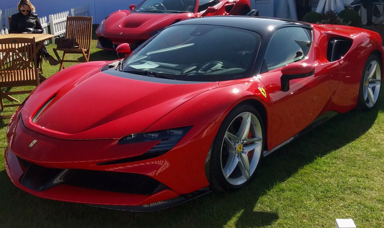 Ferrari SF90 Stradale 