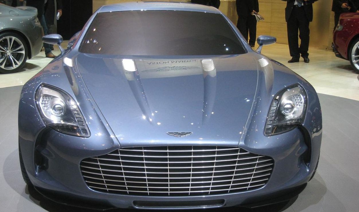 Aston Martin One-77 - 18