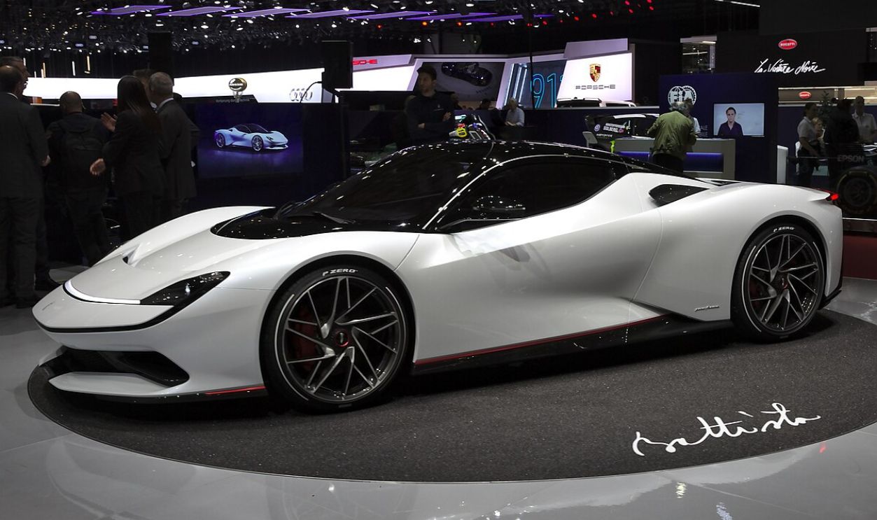 Pininfarina Battista - 11