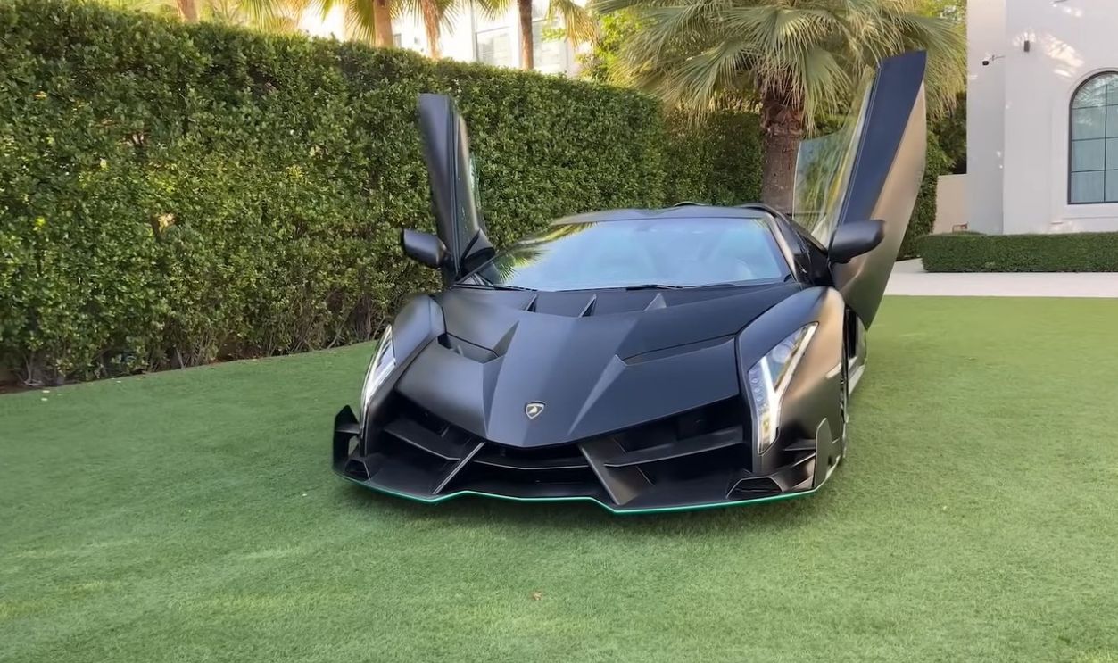 Lamborghini Veneno Roadster