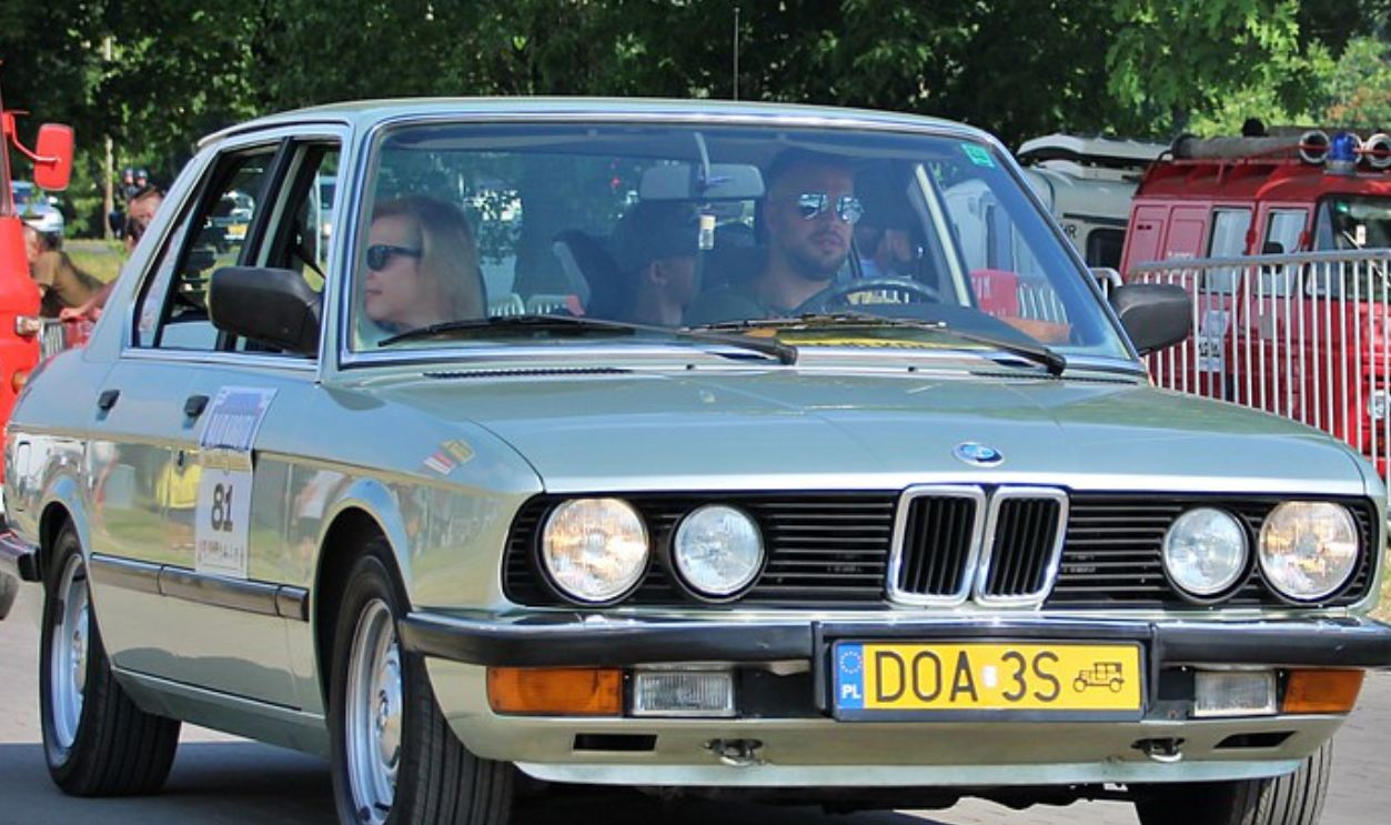 1982 BMW 520I (E28)