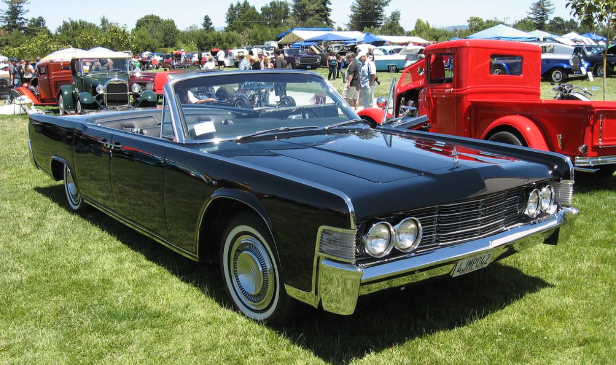 65 Lincoln Continental