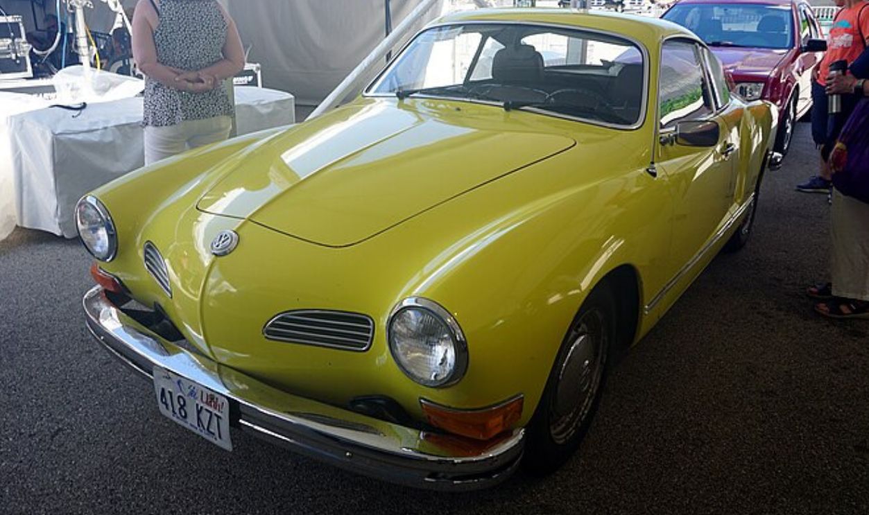 74 Volkswagen Karmann Ghia