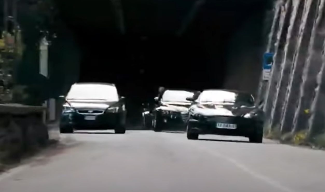 Aston Martin Dbs And Alfa Romeo 159  Quantum Of Solace 