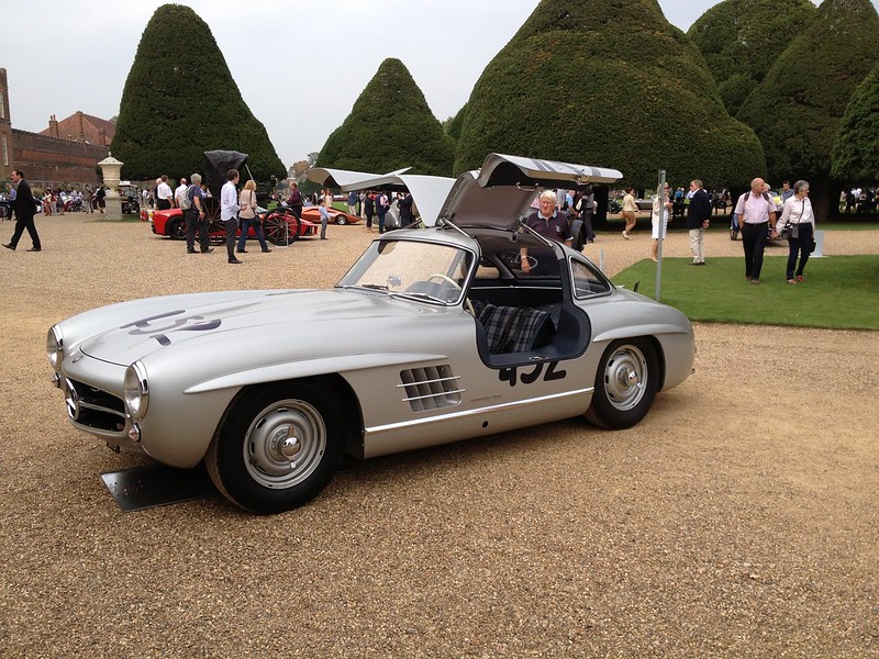 Close up Photo of 1955 Mercedes-Benz 300 SL Gullwing