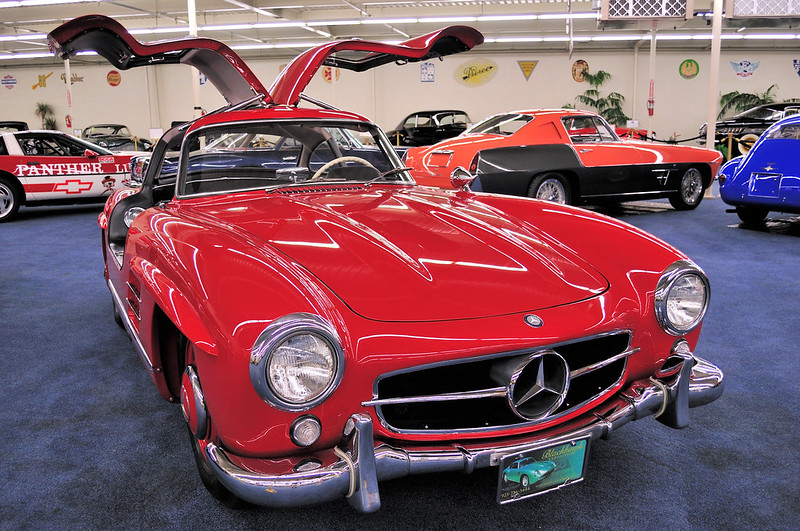Close up Photo of 1955 Mercedes-Benz 300 SL Gullwing