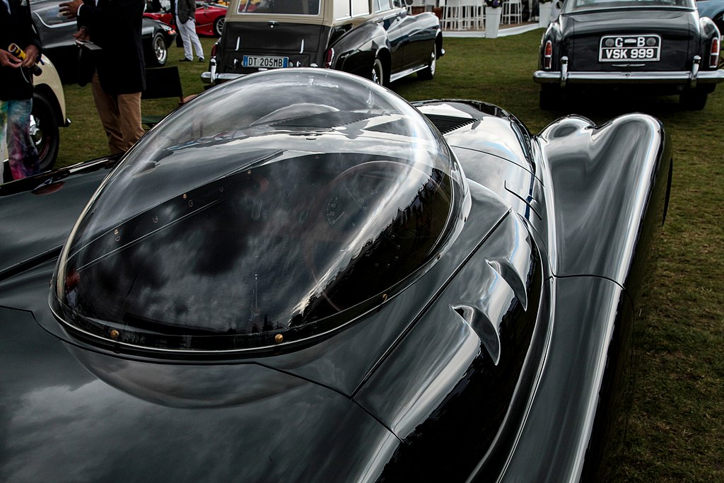 Close up Photo of 1953 Jaguar XK120