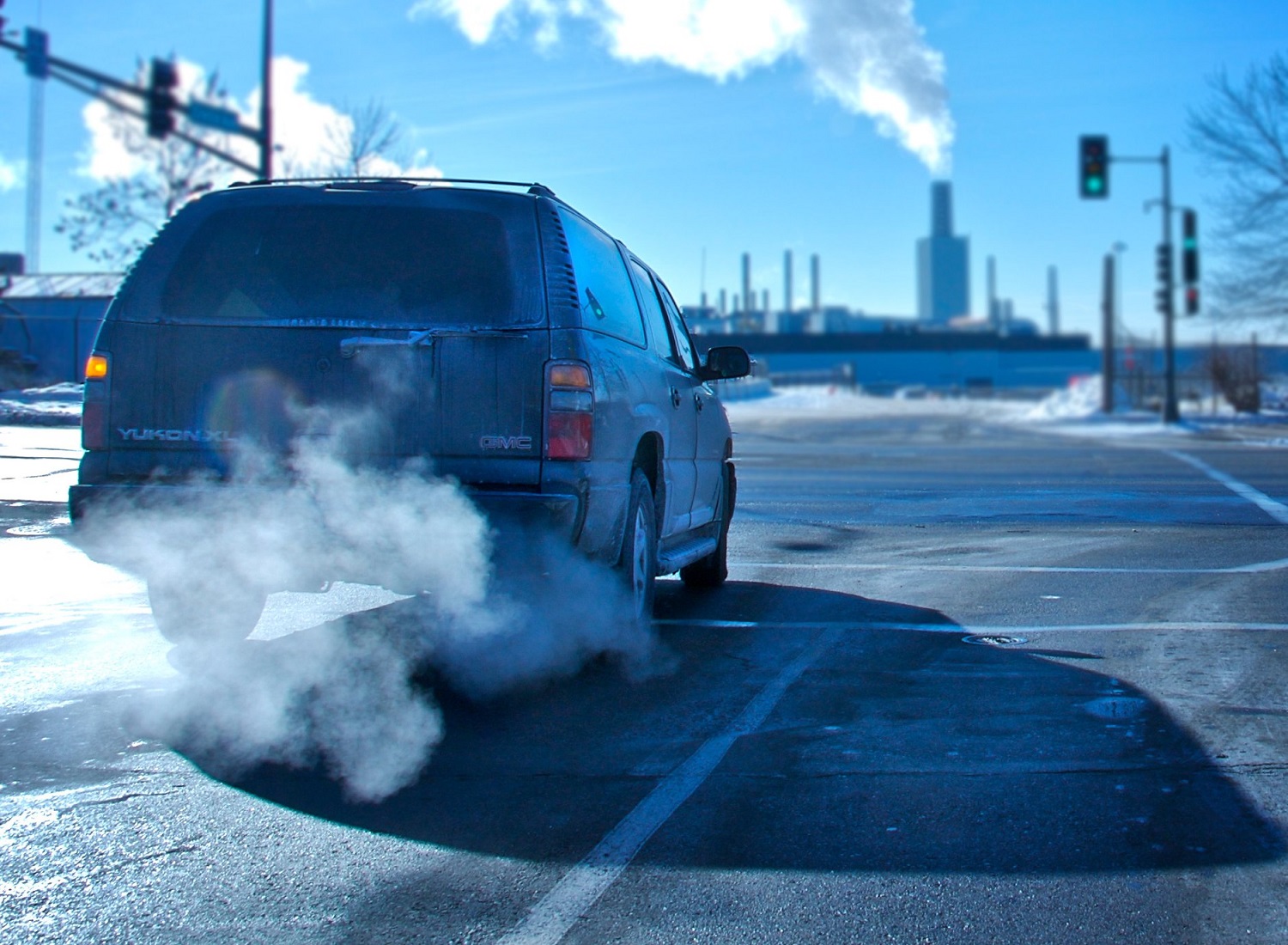 Car exhaust, pollution air quality.