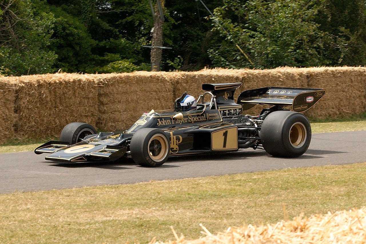 Lotus 72