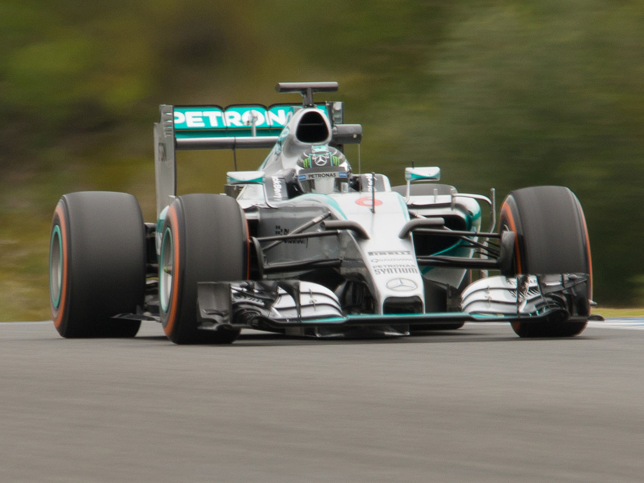 Mercedes F1 W05 Hybrid