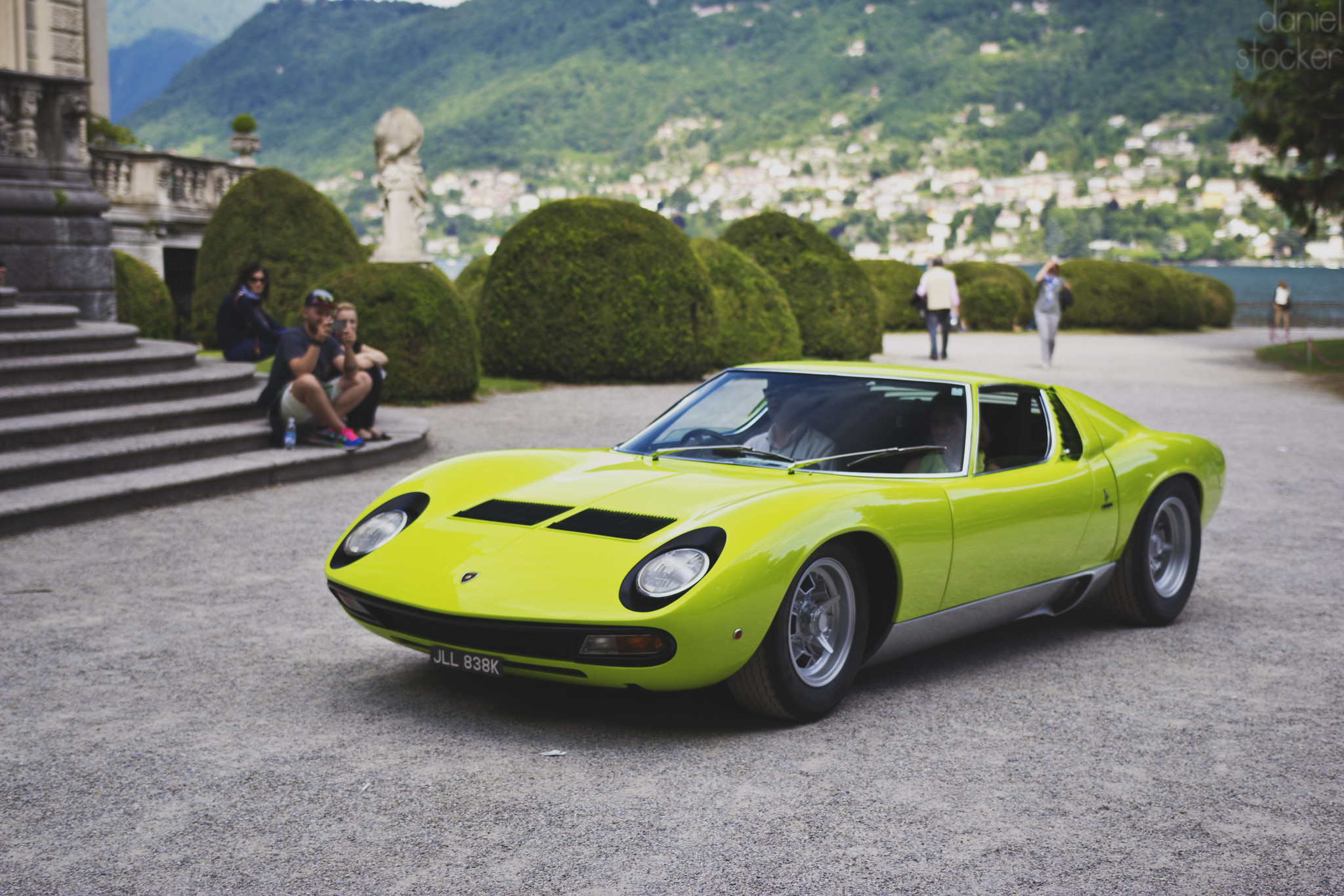Green Lamborghini Miura SV - 2015