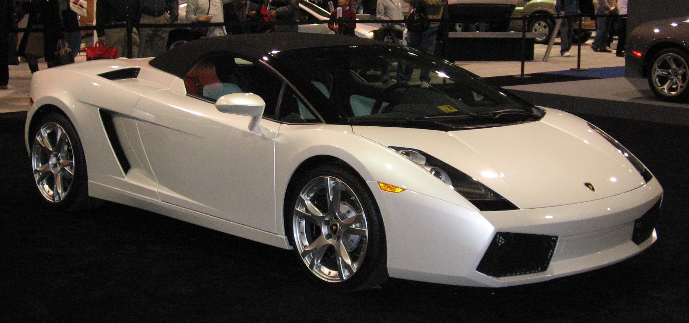 Lamborghini Gallardo photographed at the Washington Auto Show - 2007