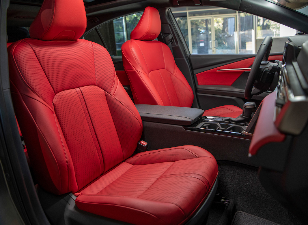 Toyota Camry Unveiled at the Los Angeles Auto Show