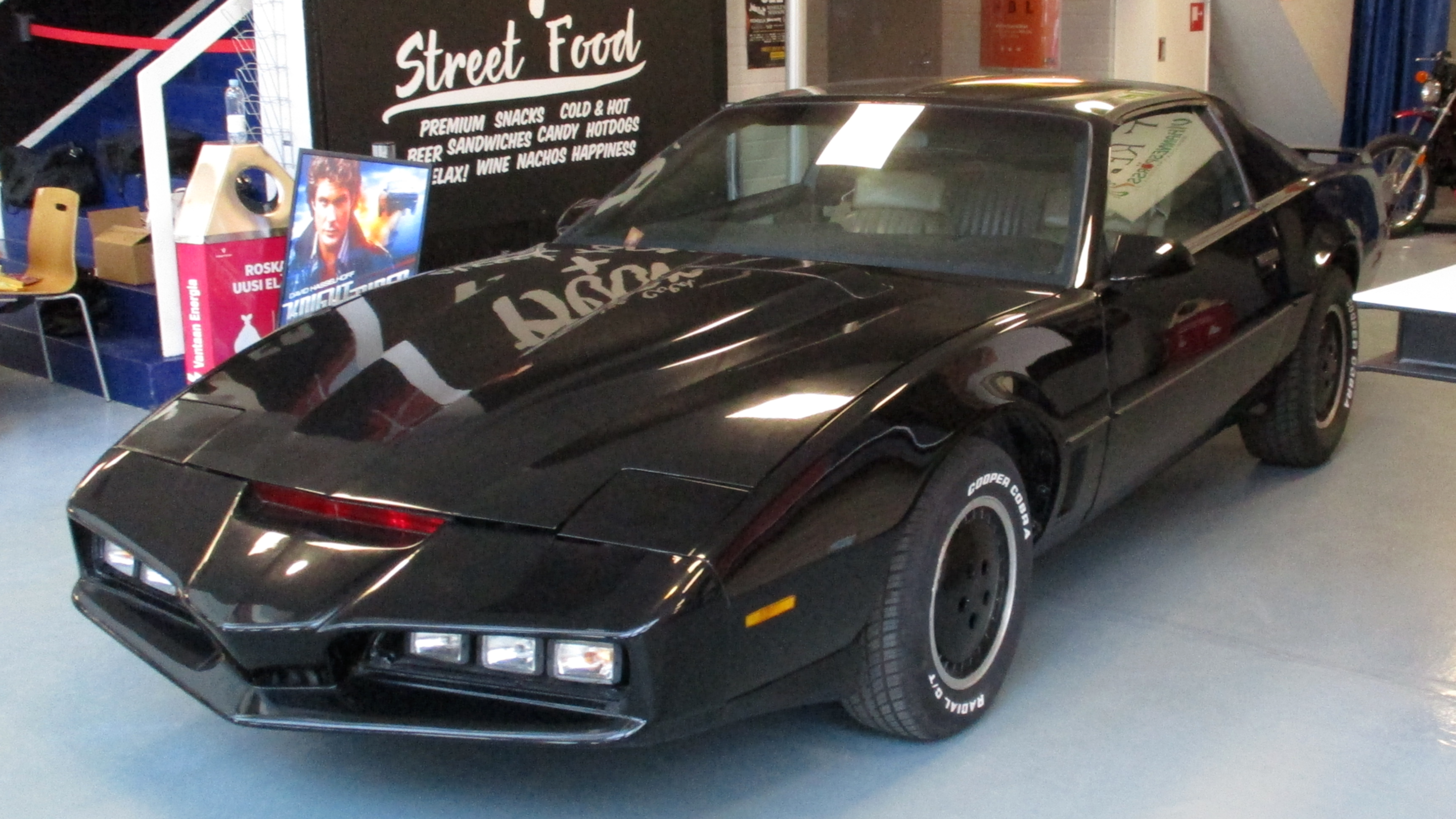 1982 Pontiac Trans Am/KITT (Knight Industries Two Thousand)