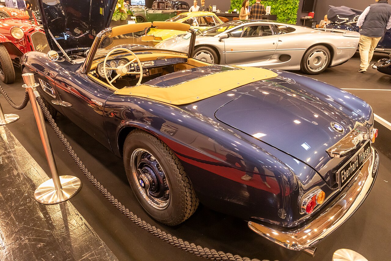 Blue Bmw 507, rear view