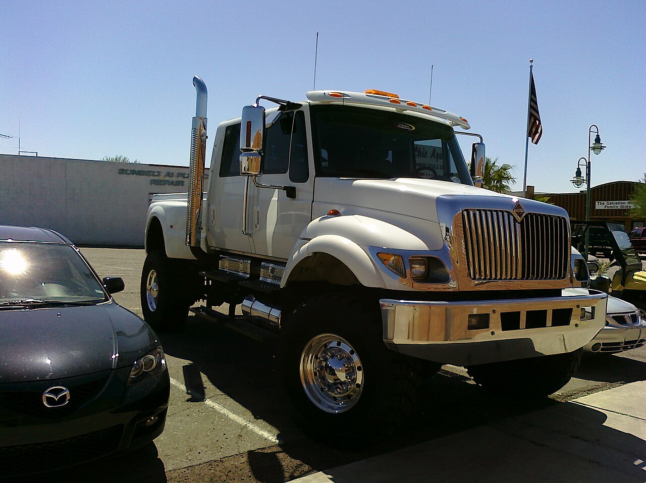 International CXT pickup truck photographed in a parking lot - 2009