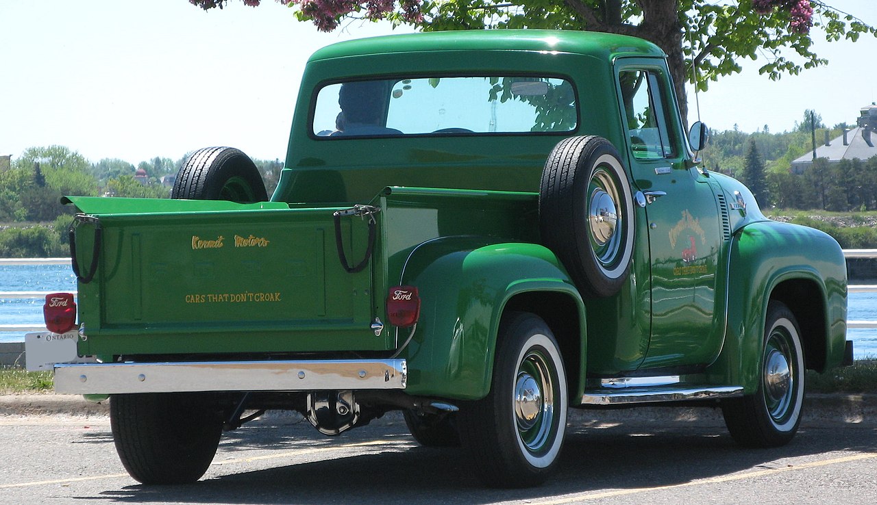 Green Ford F-100, Rear Right - 1956