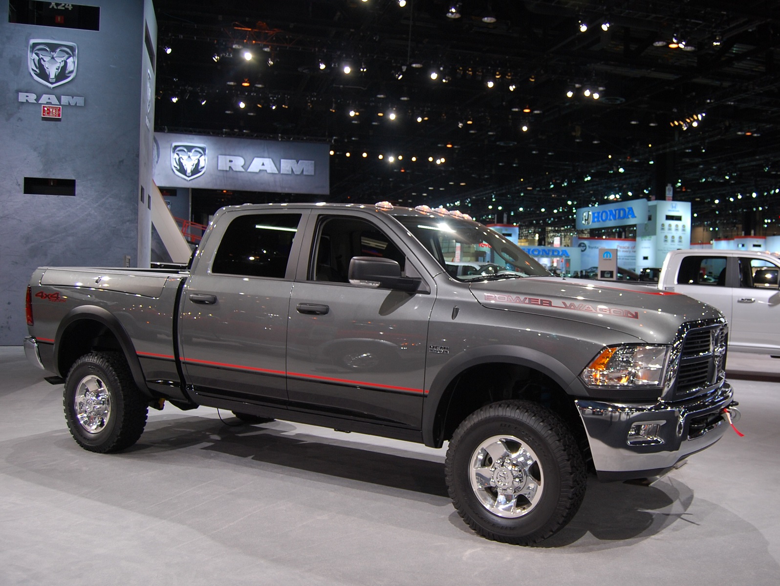 Dodge Ram Power Wagon - 2012