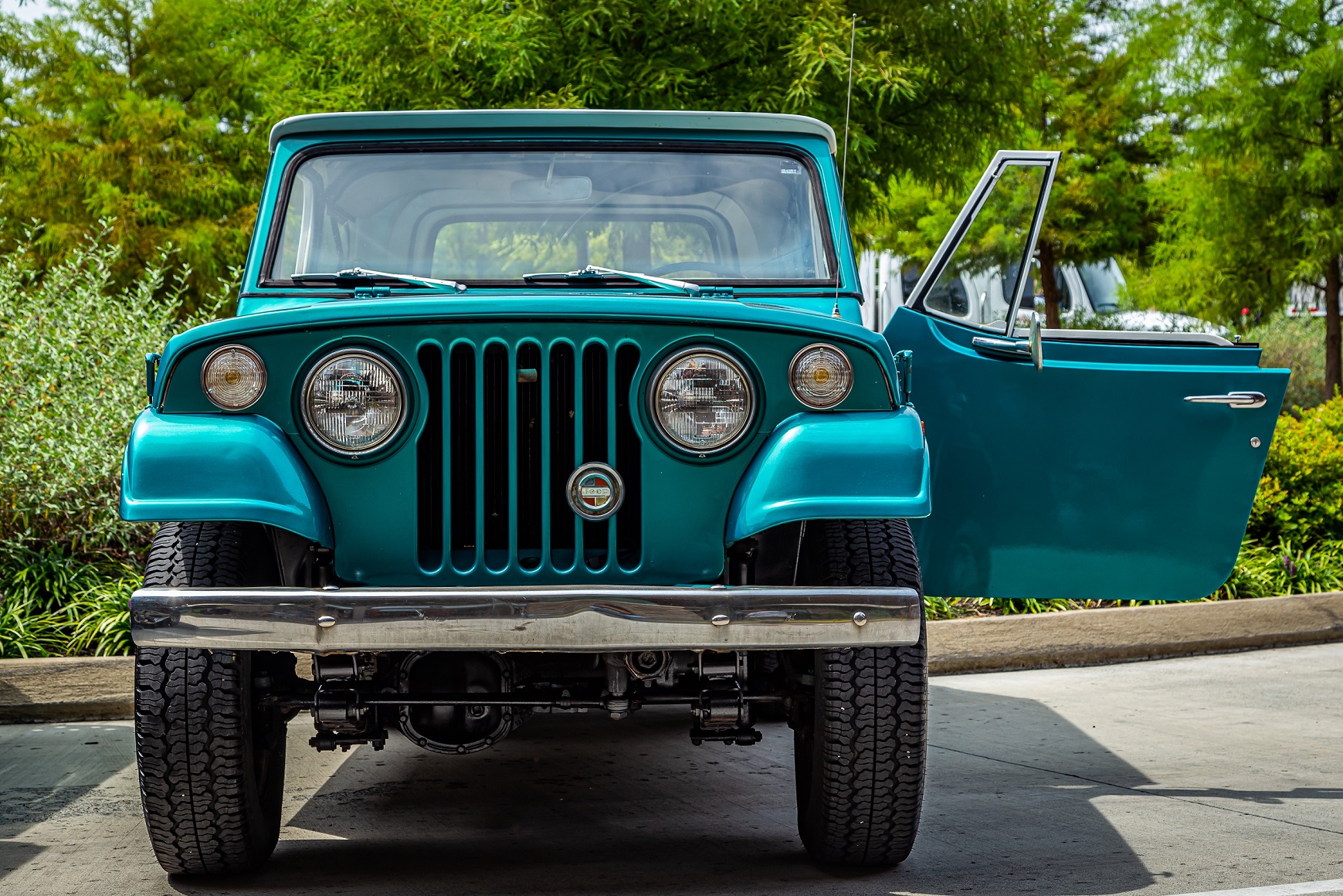 Kaiser Jeep Jeepster Commando Station Wagon - 2017