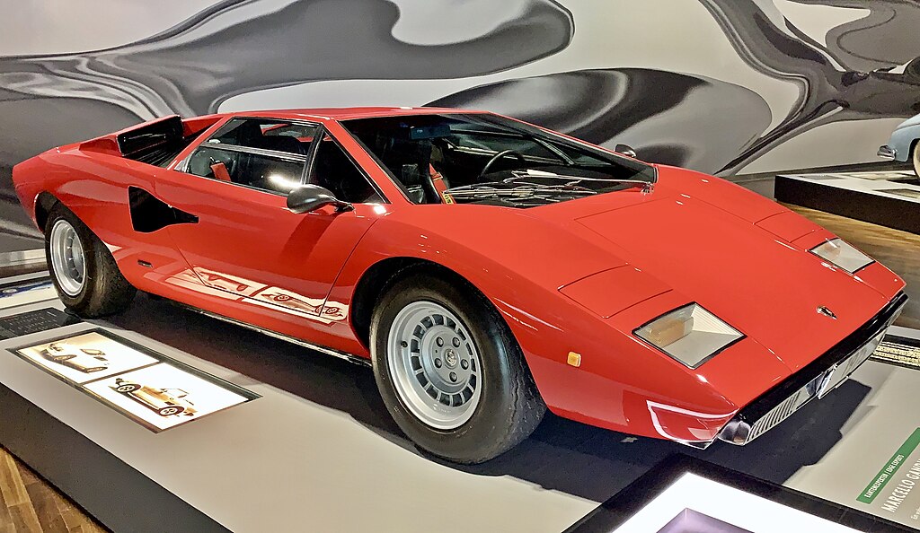 Lamborghini Countach LP400
