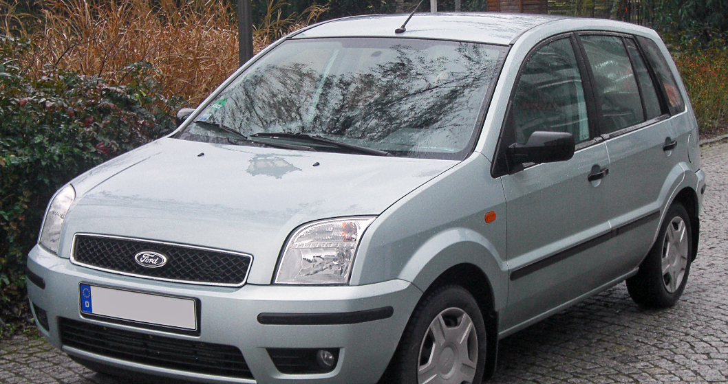 Ford Fusion (2002–2005)