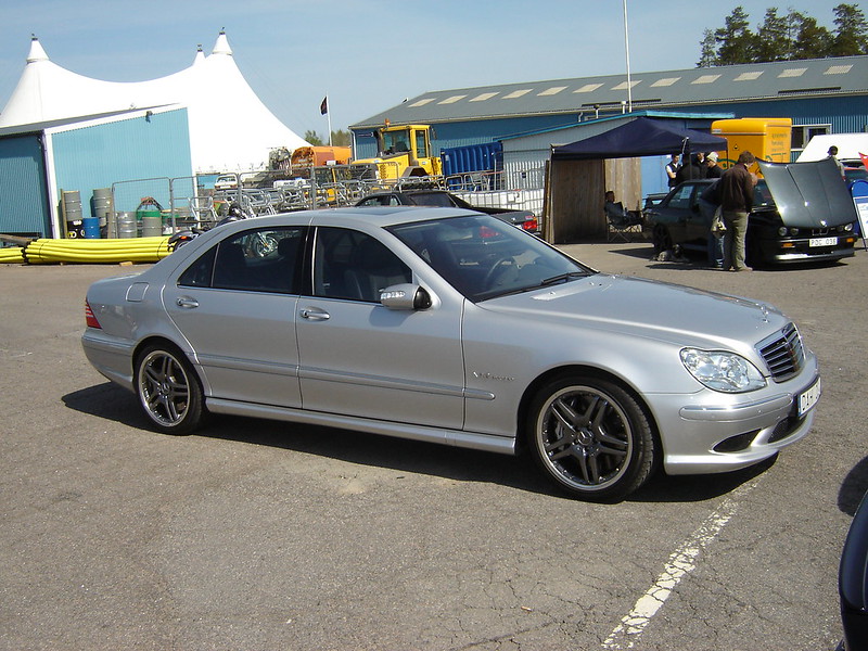 Close Up Photo of Silver 2007 Mercedes-Benz S65 AMG