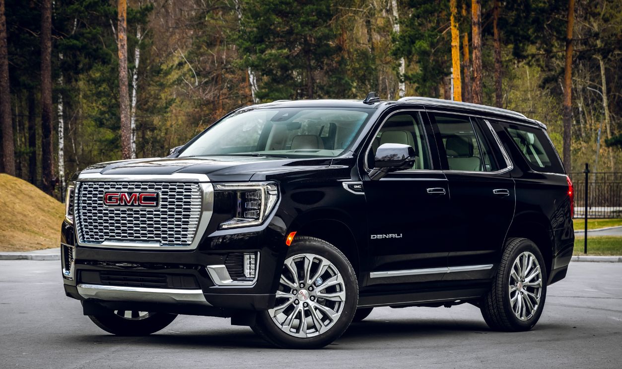 black GMC Yukon Denali 