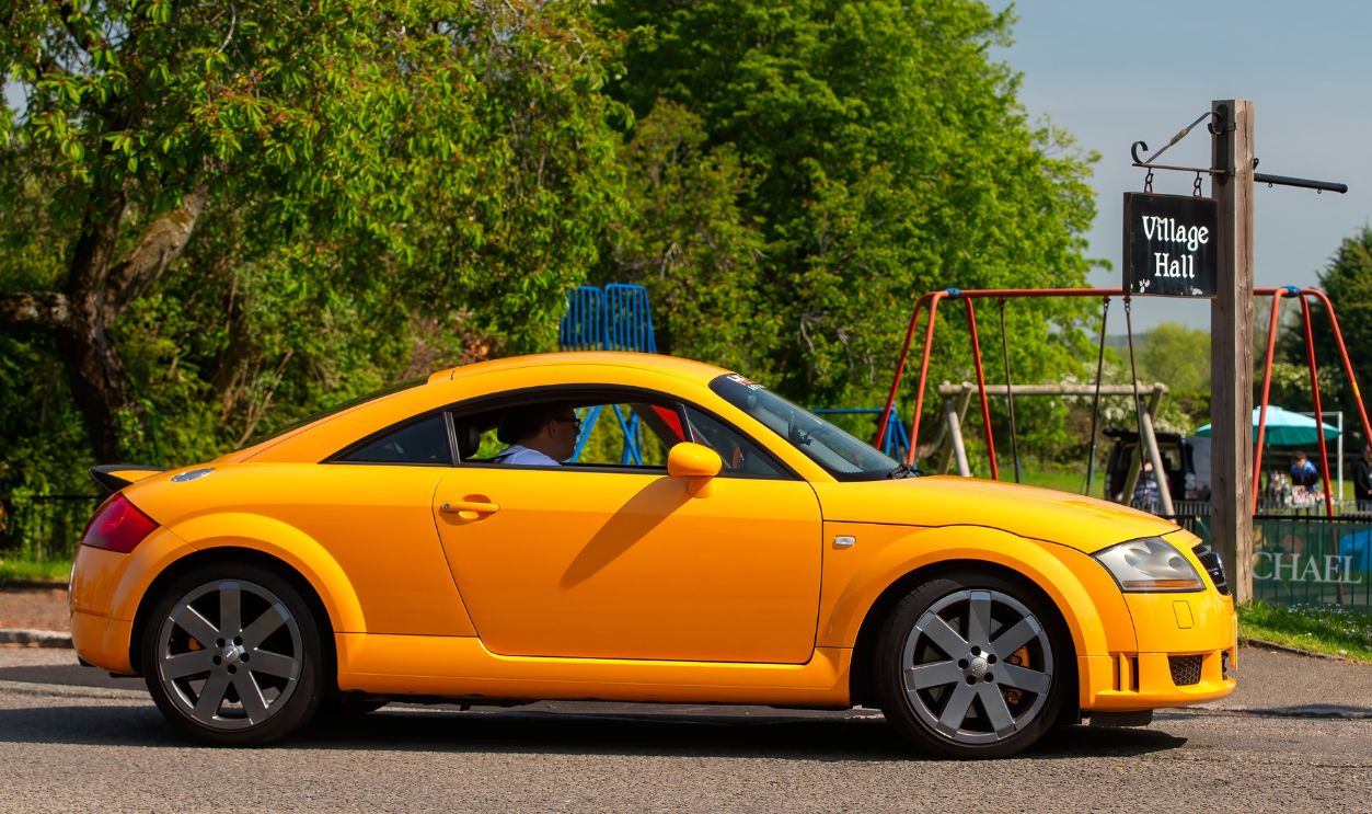 orange Audi TT