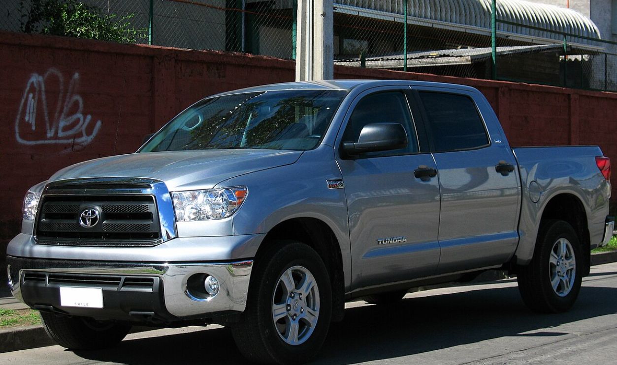 Tundra 5.7L SR5 Crew Max
