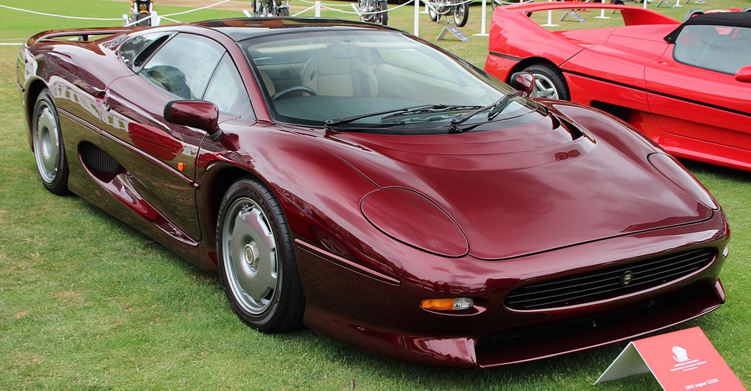 1992 Jaguar Xj220 - dark red