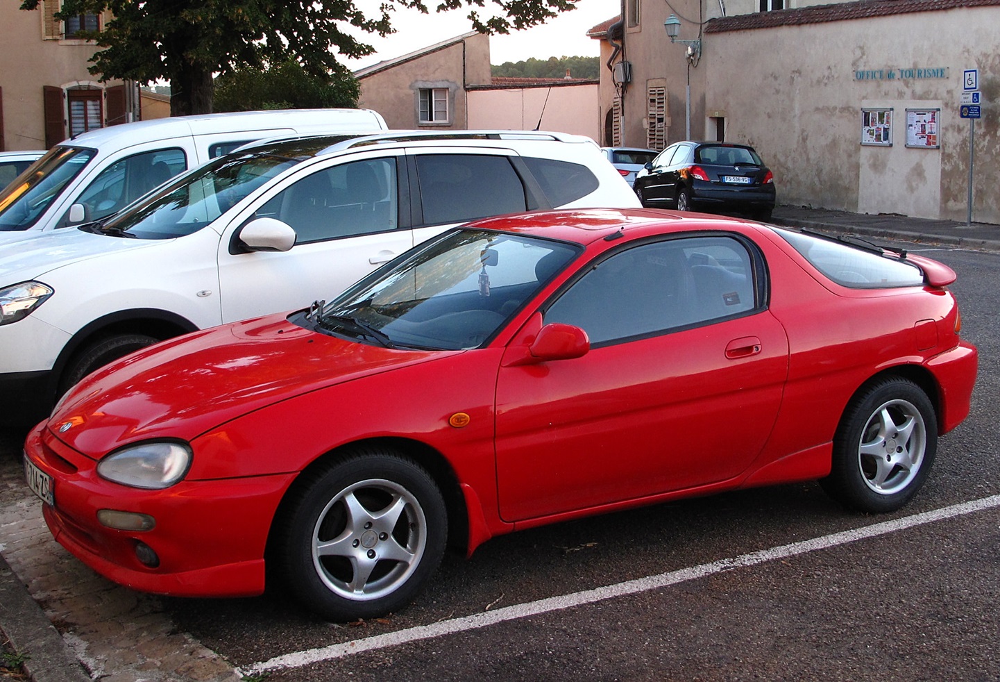 1995 Red Mazda MX-3