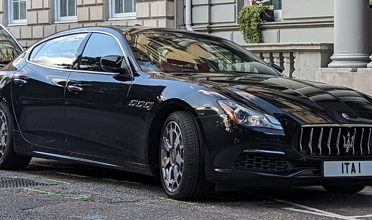 Maserati Quattroporte (1)