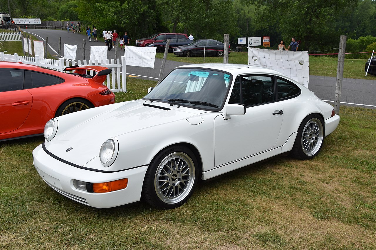 Porsche 911 Carrera 2 (964, 1992
