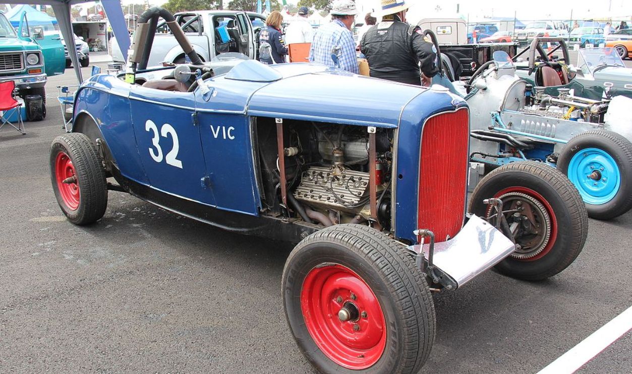 Ford 1932 Highboy Hot Rod (1)