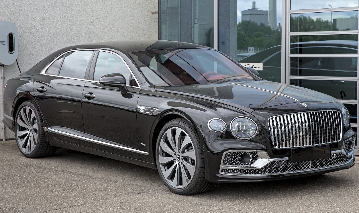 Bentley Flying Spur Hybrid