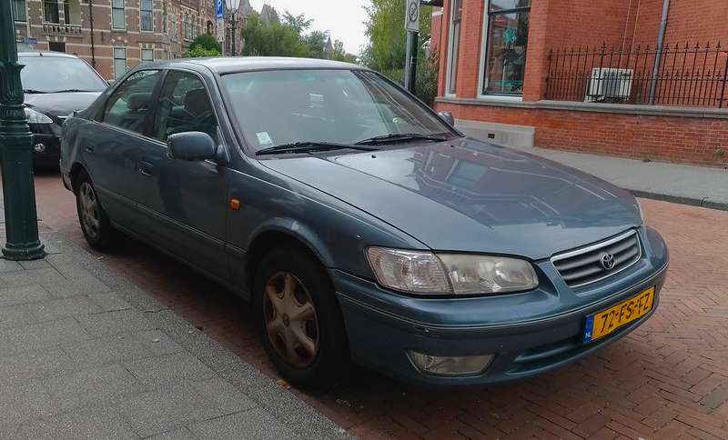 2000 Toyota Camry