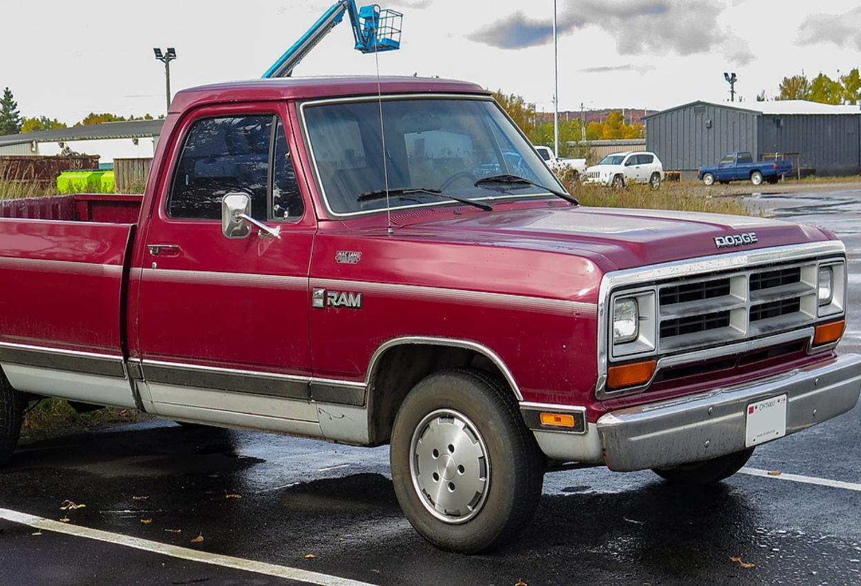 1990 Dodge Ram D-150 S