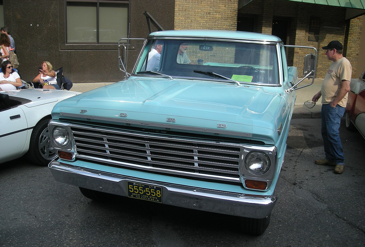 1967 Ford F250 Camper Special