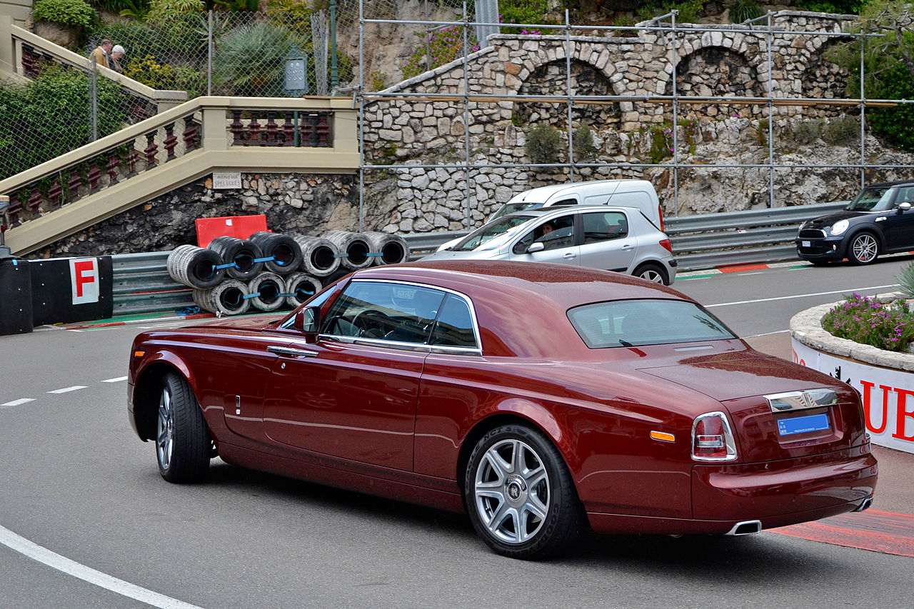 Rolls Royce Phantom Coupe
