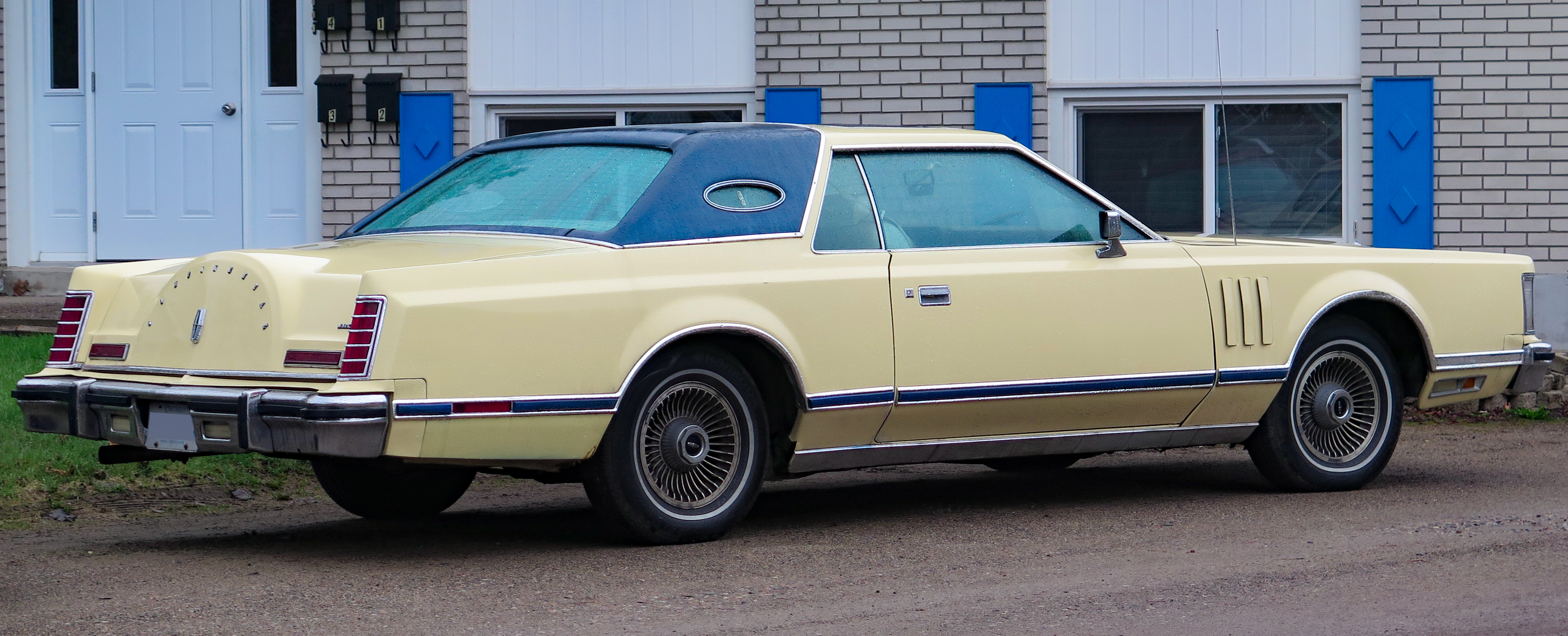 1977 Lincoln Continental Mark V