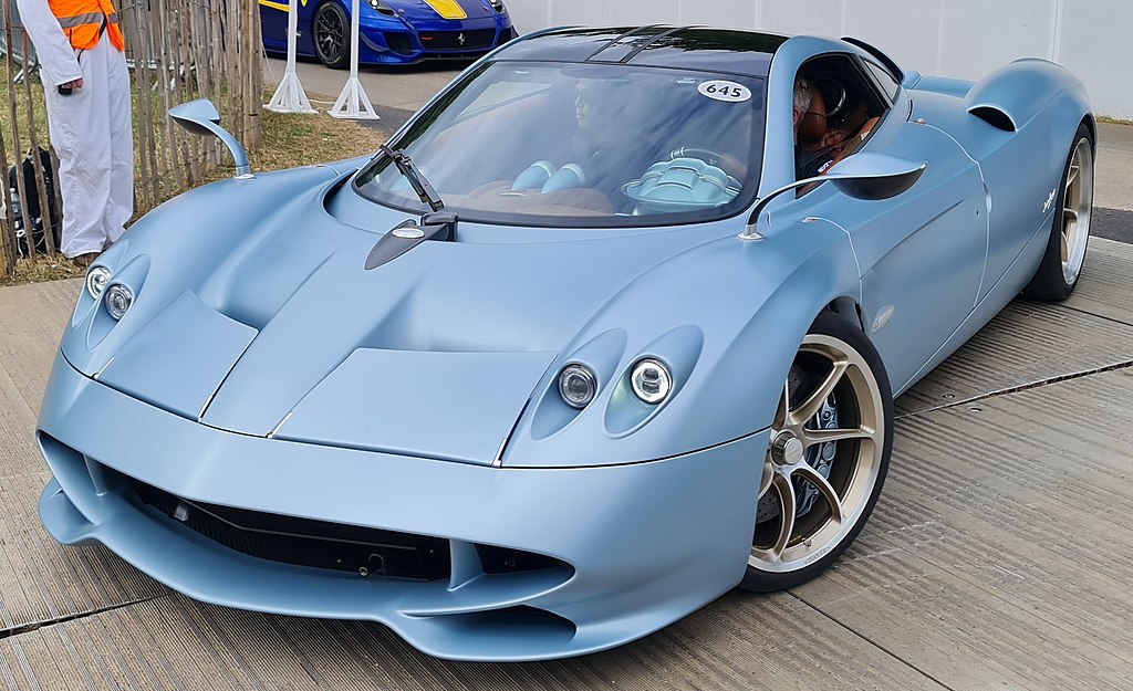 2022 Pagani Codalunga