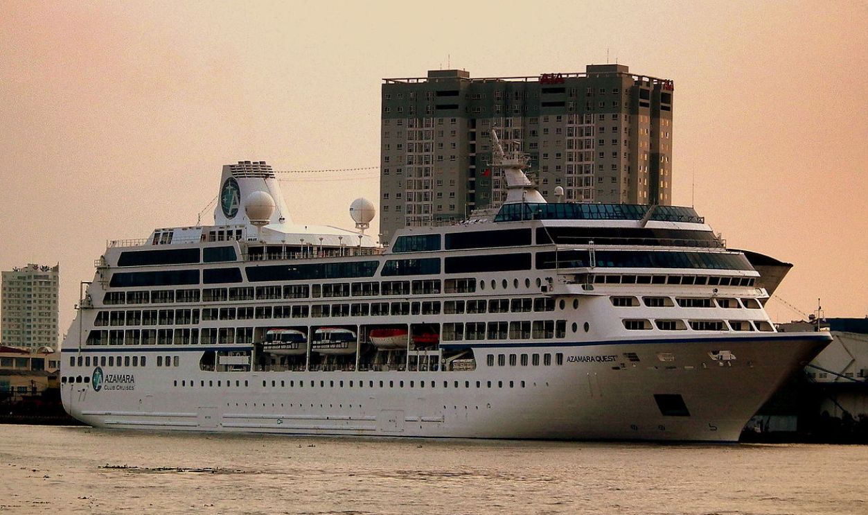 Azamara Quest