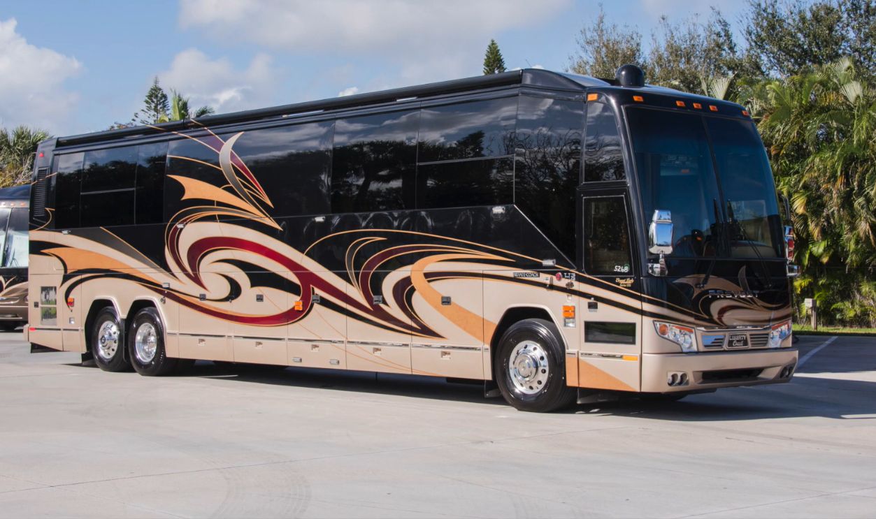 Liberty Coach Elegant Lady