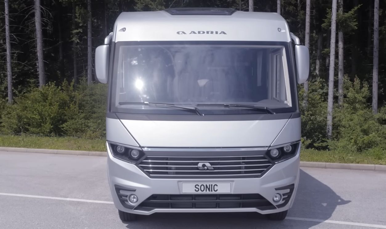 Adria Sonic Supreme (2)